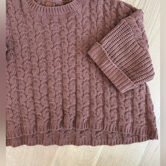 POL Oversized Cable Knit Sweater – Size Large - Picture 4 of 5